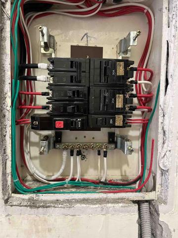 私家電匠⋯劉 - 三重區三和路四路237號！後續照片未拍照