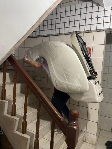 尚典精緻搬家有限公司 - 按摩椅樓梯搬運