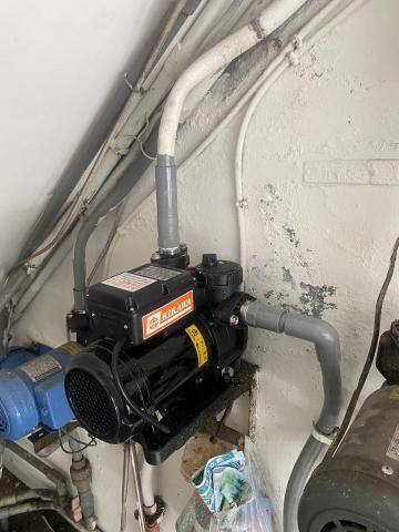 張小瑋 - 抽水馬達安裝