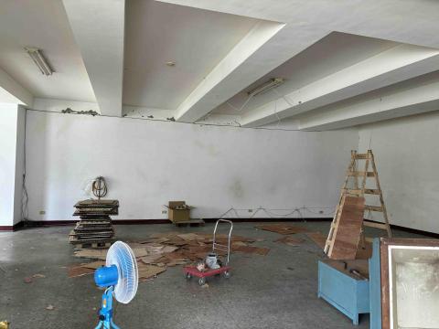 紋建拆除 - 木板拆完