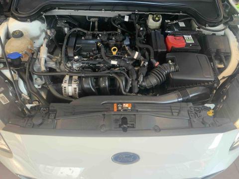 鋼鐵露露鍍膜專門店 - 引擎室美容