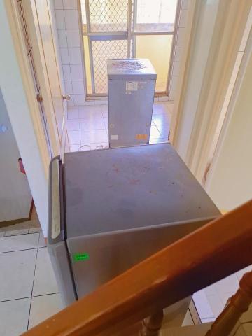 揮博雄湧油漆工程及清潔 - 