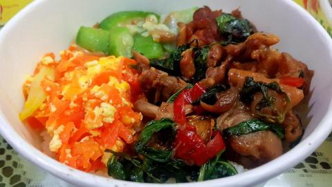 CHOBIBI-宏達 - 三杯雞便當