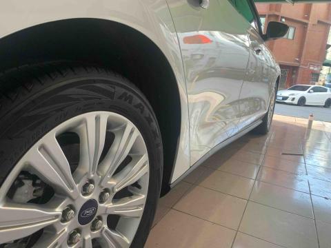 鋼鐵露露鍍膜專門店 - 深層美容