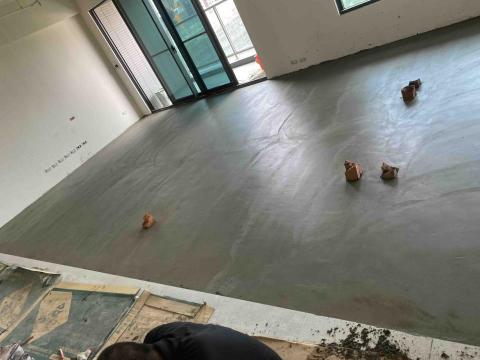 黃建堯 - 地坪粉光
