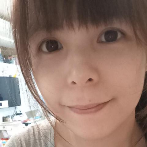 提供寄養服務的專家劉怡君