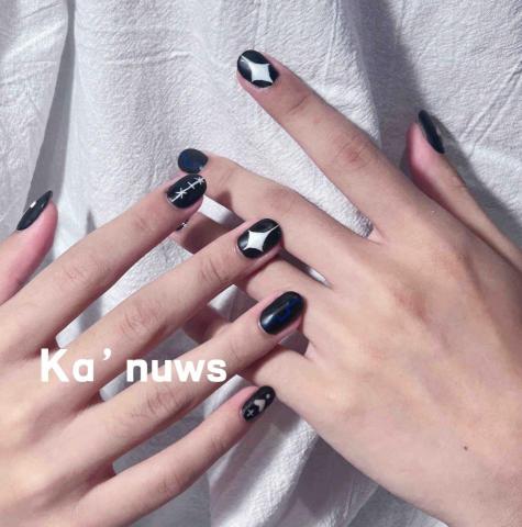 都蘭艾絲美式美甲 - 黑色彩繪美甲