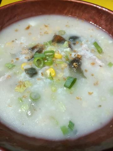 王冠霖 - 皮蛋瘦肉粥