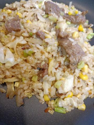 王冠霖 - 牛肉炒飯