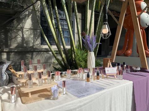 Charmèr鑲媺 - 市集擺攤經驗
販售自己創作的香氛~
與現場的簡易調香體驗