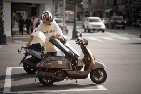 廖嘉鴻 - 室外街頭拍攝