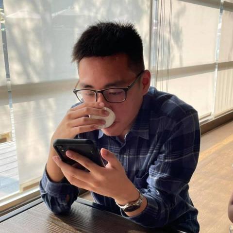 提供法語學習網站服務的專家陳君邑