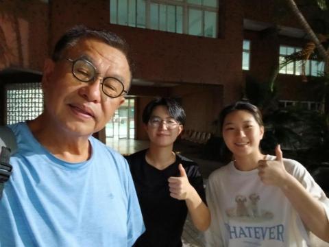 水上安全救生游泳移動教練 施紹雄 麥克叔叔 -  水上安全救生游泳移動教練 施紹雄 麥克叔叔 -