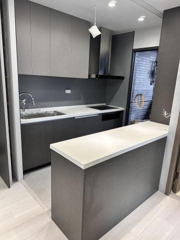 瀚陞系統傢俱_建維 - 廚房中島櫃