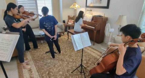 林品安 - 幫忙鋼琴伴奏