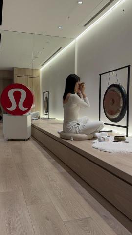 Nora Zheng  - 團體銅鑼音療冥想 @ lululemontw