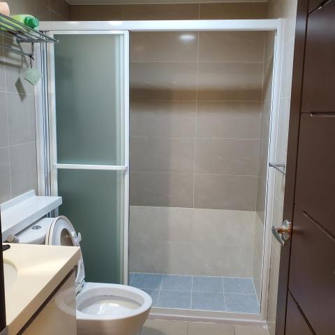 蕭小姐 - 乾溼分離磁磚