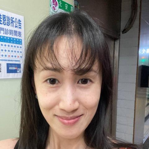 提供手工服務的專家周佳蓉