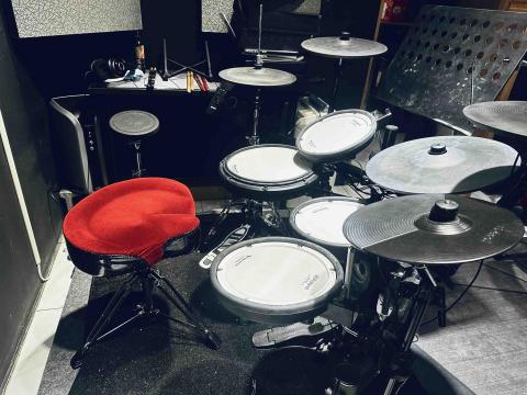 冠昇老師/黑核Studio/衣架子Studio - 