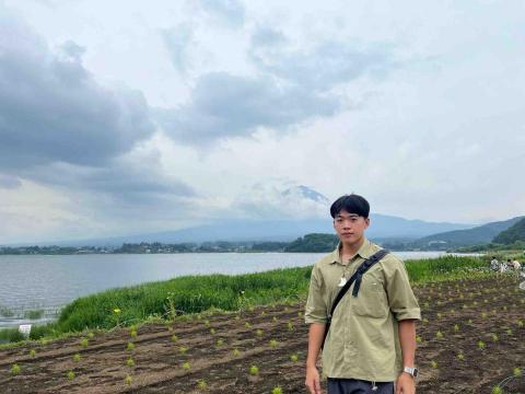 提供77服務的專家陳冠言