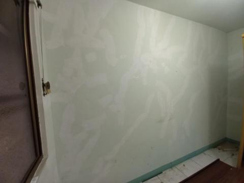 你為什麼不問問神奇海螺呢 - 新竹市，全室不含天花板乳膠漆，社區：工研雙星，批土+防水抗裂水泥+防水漆，全部完成，施工中