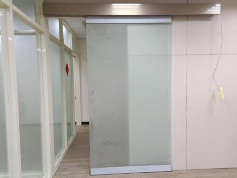 張志誠 - 喜歡矇矓美的也可以選用噴砂玻璃喔！