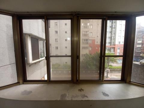 你為什麼不問問神奇海螺呢 - 新竹市，全室不含天花板乳膠漆，社區：工研雙星，施工前