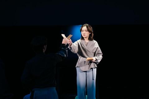 陳詩珈 - 台大戲劇學期製作 <服妖之鑑>
