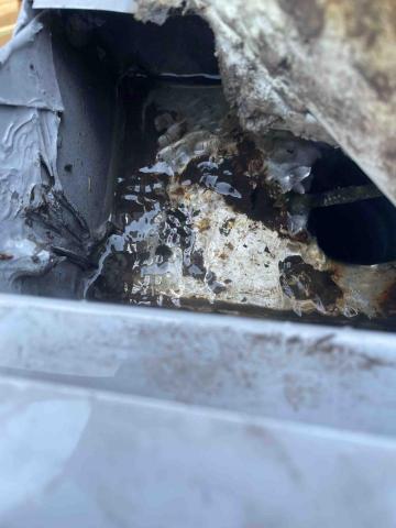 釧灃工程行 - 小琉球，水槽清理