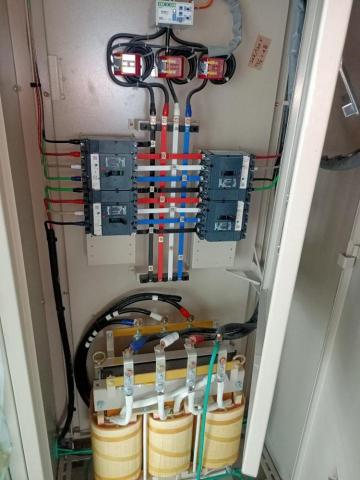 阿杰 - 變壓器，電盤接線