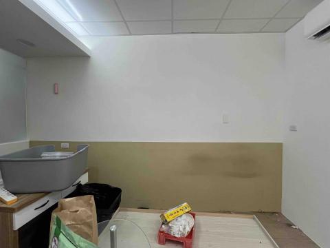 寒藝靈彩有限公司 - 新北市三重區
套房立面牆油漆-After 
客人色塊說不做 寒藝靈彩有限公司 - 新北市三重區
套房立面牆油漆-After 
客人色塊說不做