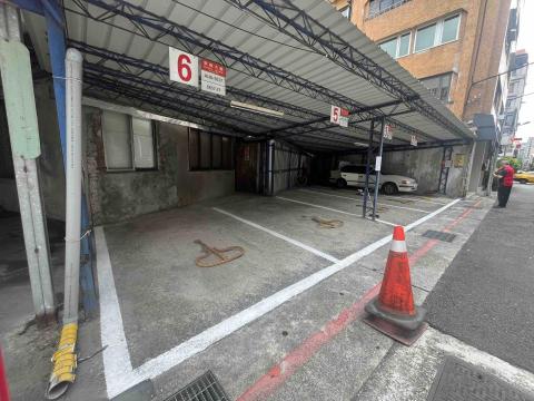 寒藝靈彩有限公司 - 台北市大安區
停車格畫線-After  寒藝靈彩有限公司 - 台北市大安區
停車格畫線-After