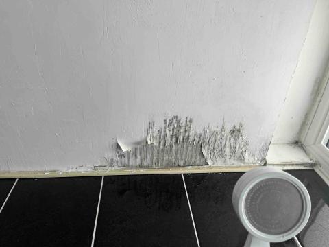 寒藝靈彩有限公司 - 台北市中山區
浴室木頭天花板潮濕脫落-未處理狀態 寒藝靈彩有限公司 - 台北市中山區
浴室木頭天花板潮濕脫落-未處理狀態