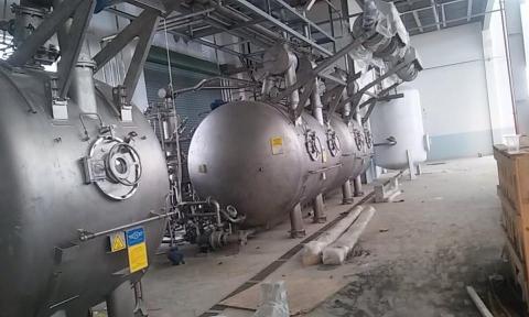 佑萊企業社-越南有順責任有限公司 - 染機配管中