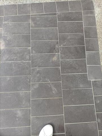 于師傅 - 磁磚清潔 于師傅 - 磁磚清潔