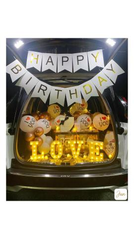 張銀峻 - 後車廂佈置
