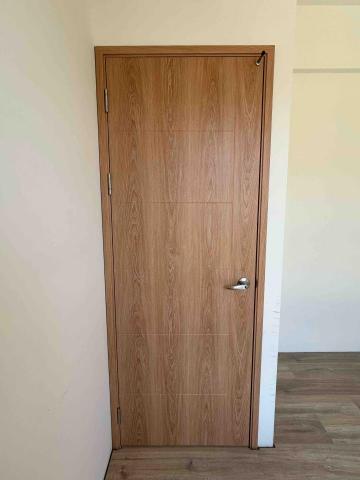 築峰門片安裝 - 後作室內門組(梣木染白) 築峰門片安裝 - 後作室內門組(梣木染白)