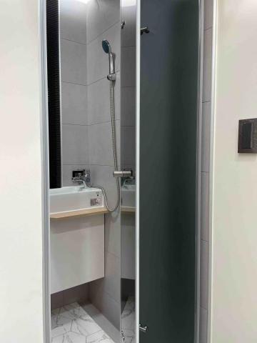 魔幻設計 - 《半廁》
小空間利用隱藏門