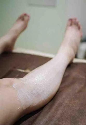 除毛的好幫手 - 腿部除毛中