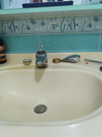 周昆興 - 水龍頭維修（更換陶瓷芯）