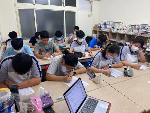 Mathpower數理家教班（實體/遠距皆可） - 團班