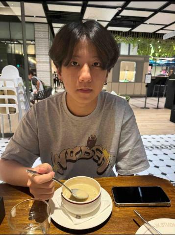 提供內湖社區大學服務的專家林彥瑾