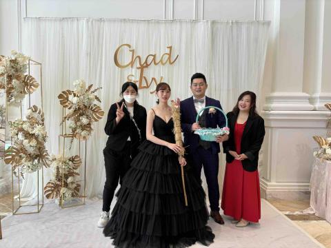 Sophie蘇菲 三語活動&婚禮&尾牙主持人 - 