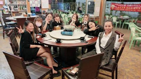 快樂旅遊 - 公司團體包車旅遊