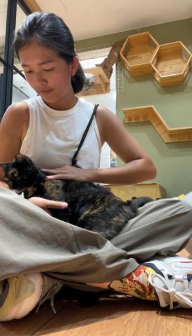 劉怜君 - 在動物中途之家當志工