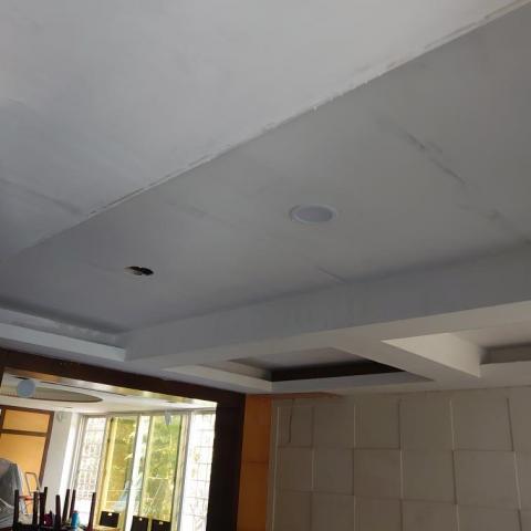 修家工程 - 新做木作天花版（批土研磨）