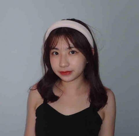 提供大學生包包服務的專家施蘋軒