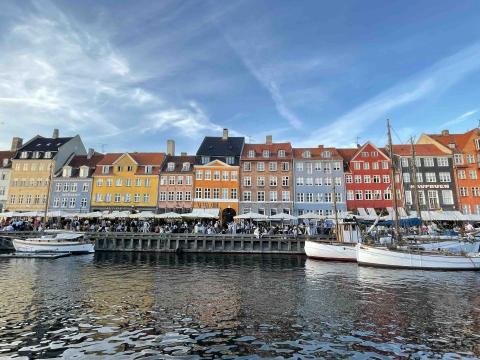 提供宣傳海報服務的專家桃樂絲設計行銷整合工作室