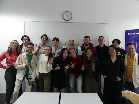 成爾彤 - 澳洲遊學班級合照
