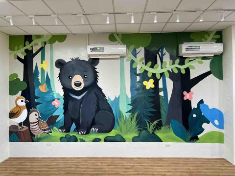 丹尼爾彩繪工作室 - 小學圖書館牆面彩繪 丹尼爾彩繪工作室 - 小學圖書館牆面彩繪